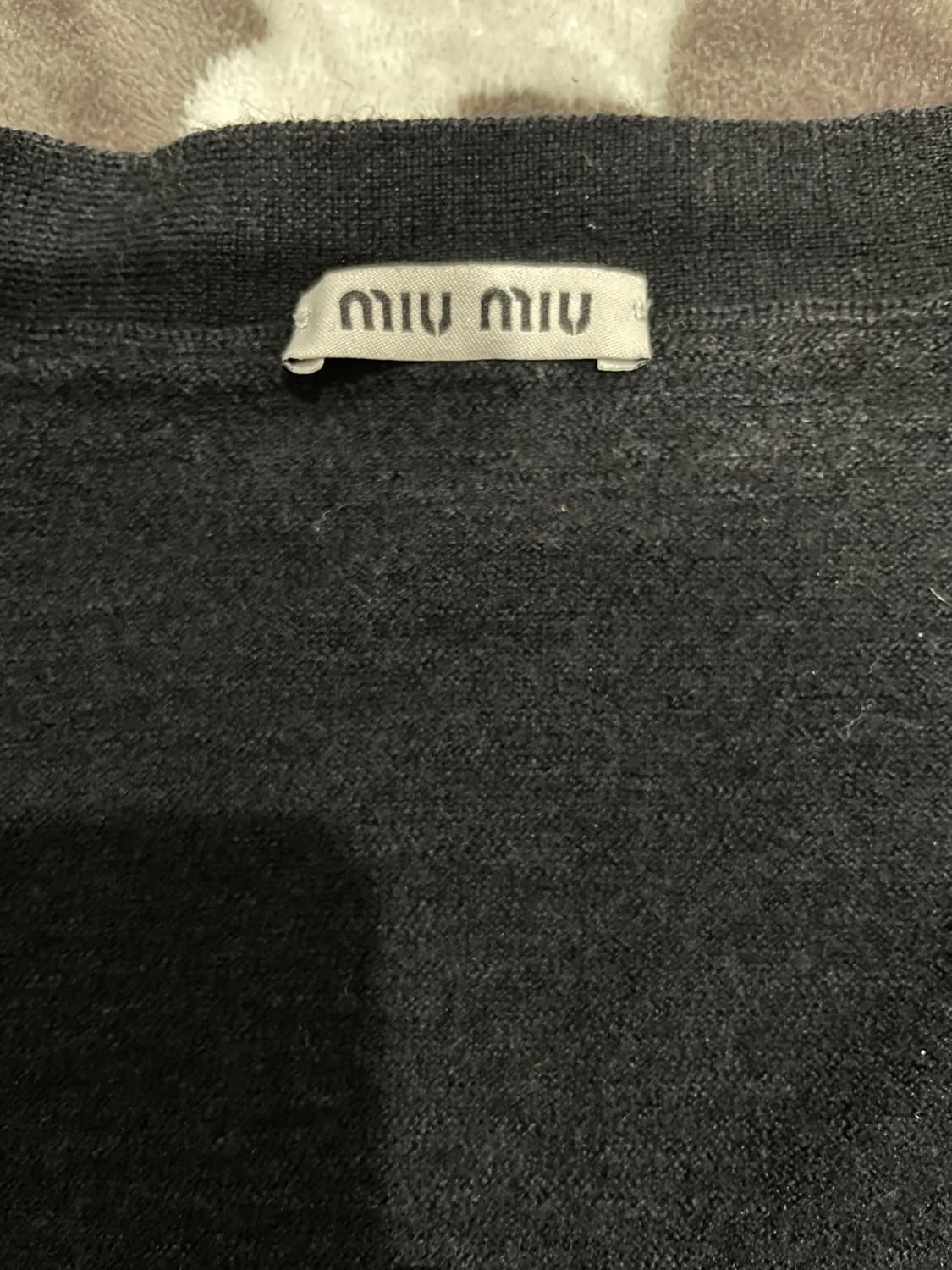 미우미우 울 실크 혼방 가디건 40 정품 상품이미지3