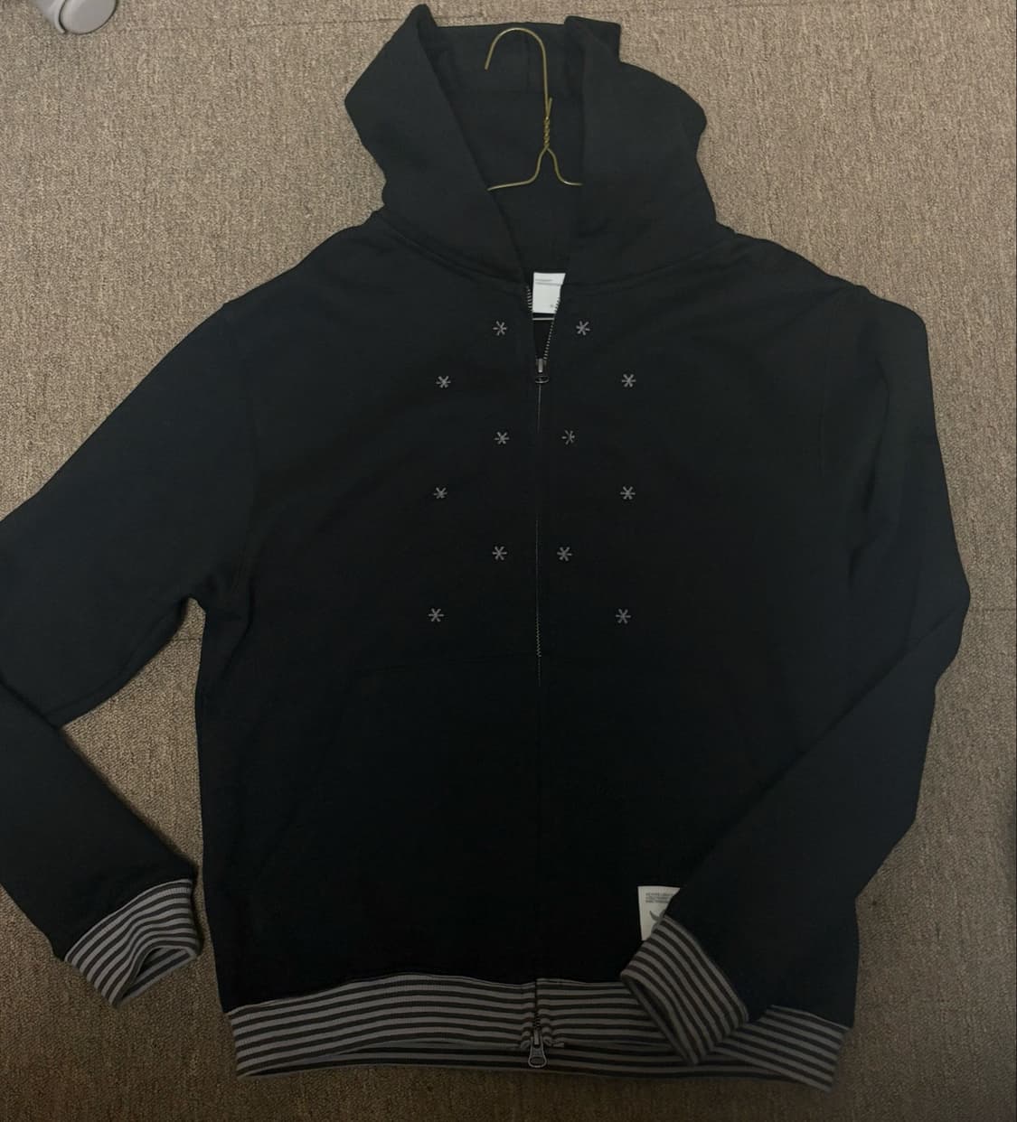 더콜디스모먼트 snow stripe hooded zip-up (black 상품이미지3