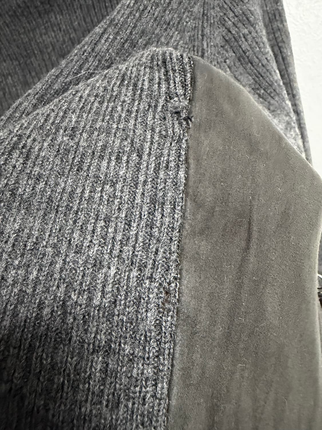 버버리 블랙라벨 니트 슬리브 집업 자켓 상품이미지7