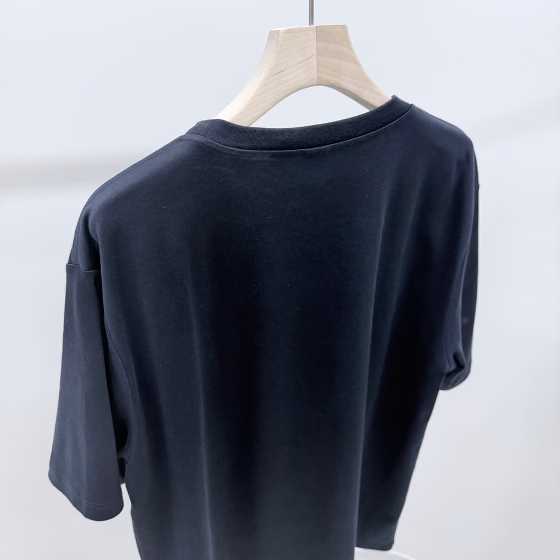 [S+급/2XL] 24SS 벨루티 로고 반팔 티셔츠 다크네이비 상품이미지5