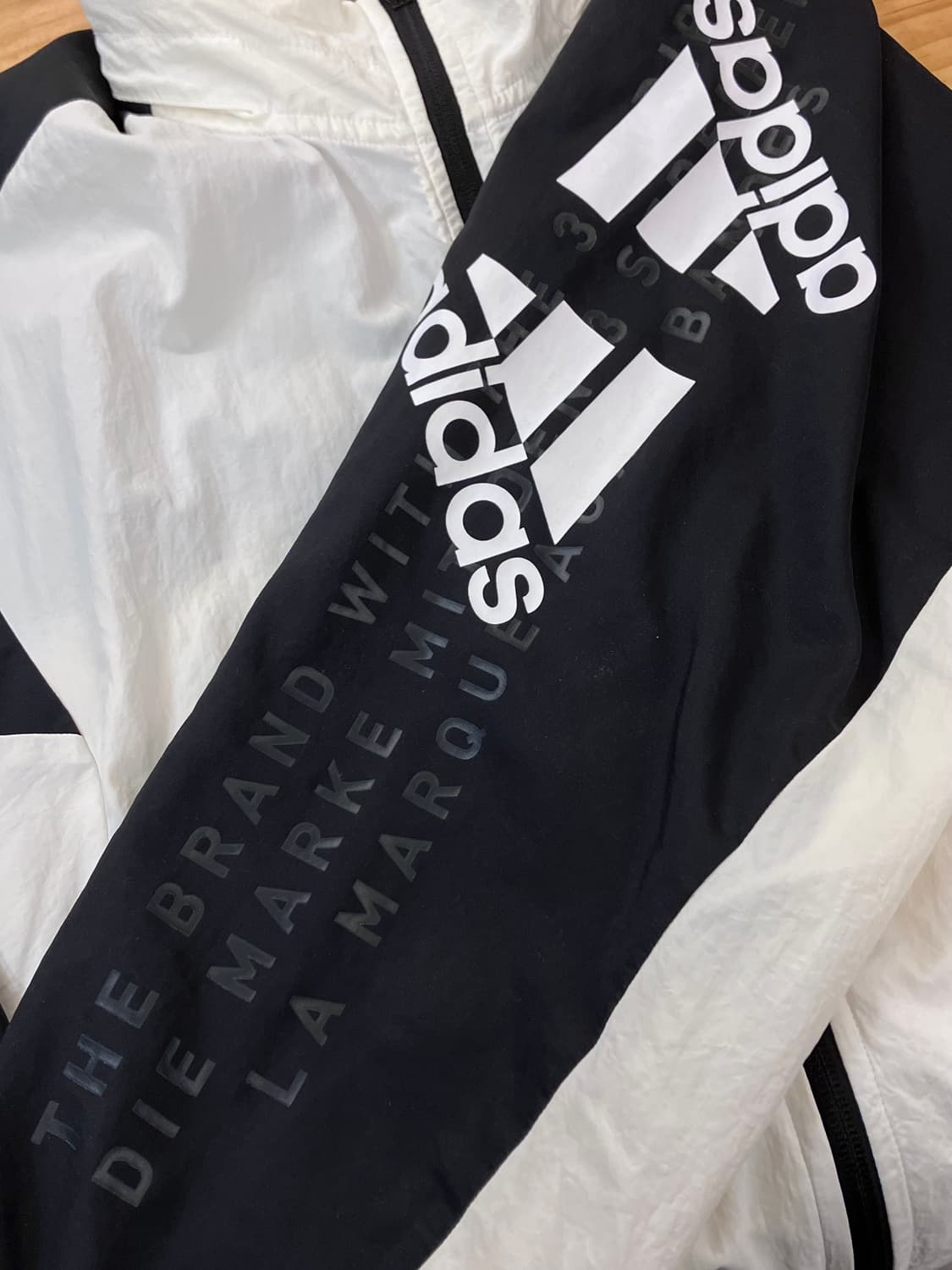 아디다스 바람막이 화이트 L  #csz3364 상품이미지4