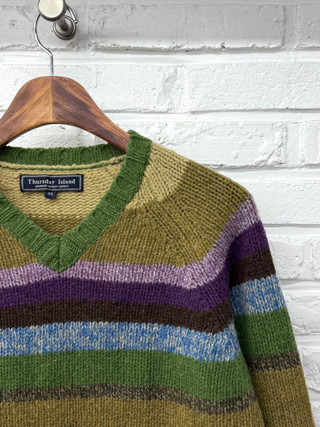 Thursday island 브이넥 모 니트 상품이미지4