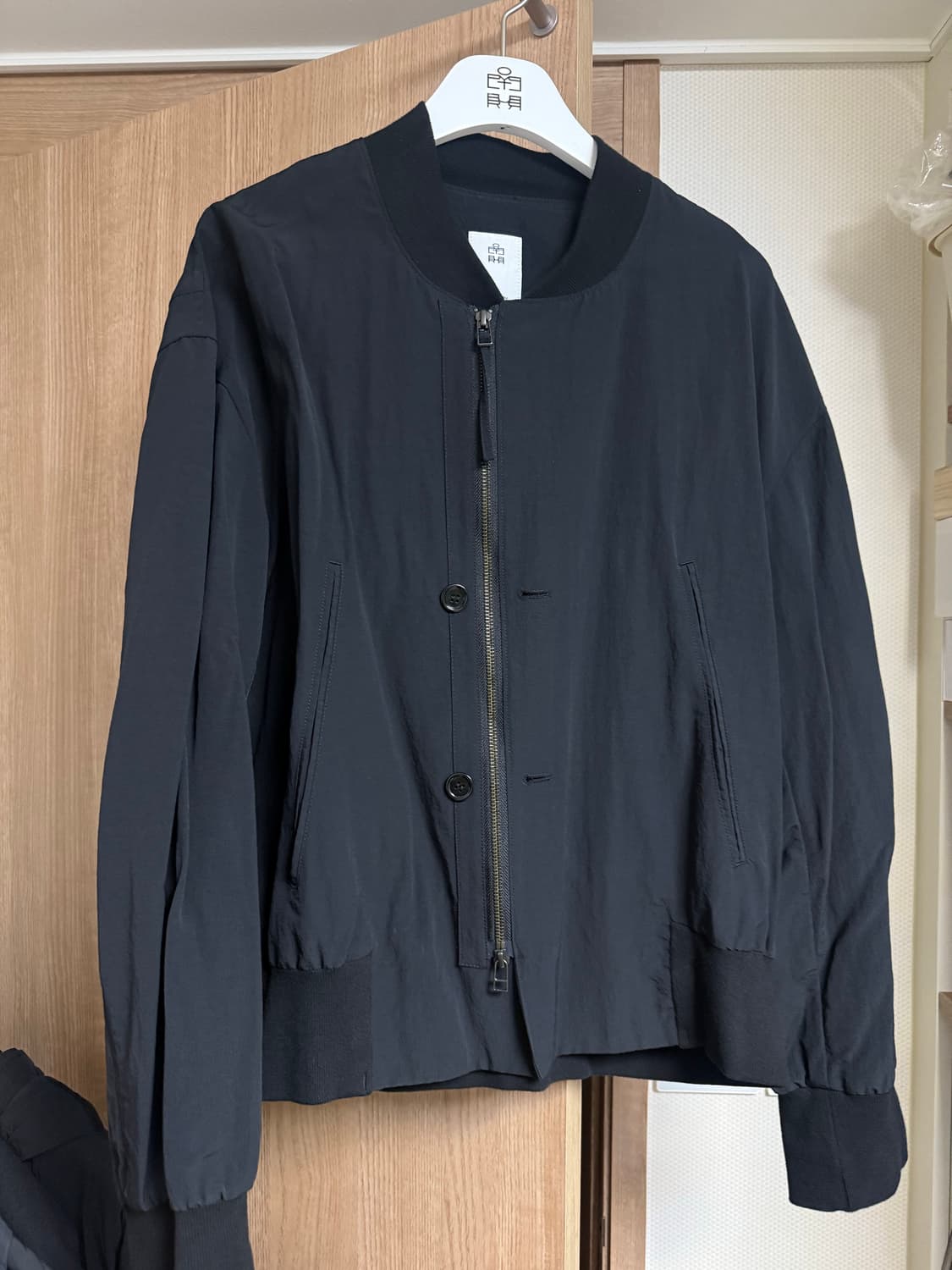 폴리테루 나일론 바시티 자켓 3 상품이미지1