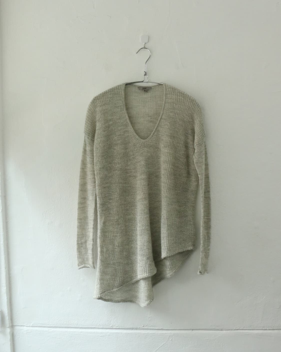 헬무트랭 비대칭 니트 톱  상품이미지1