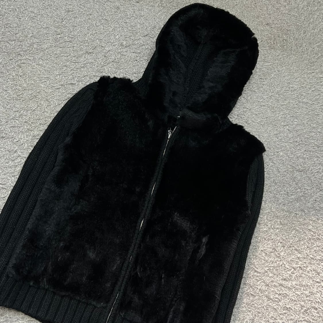 [우먼95] 자라 토끼털 니트 후드집업 상품이미지1