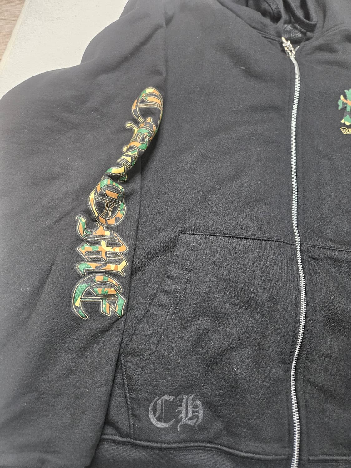 [XXL] 크롬하츠 카모 홀스슈 후드집업 상품이미지3