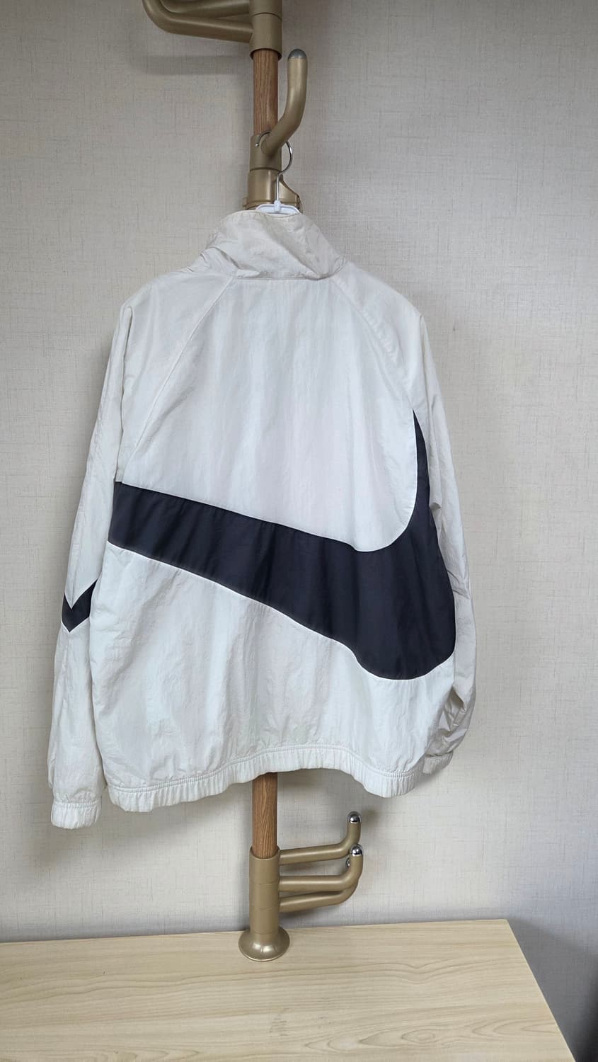 나이키 빅스우시 바람막이  상품이미지3