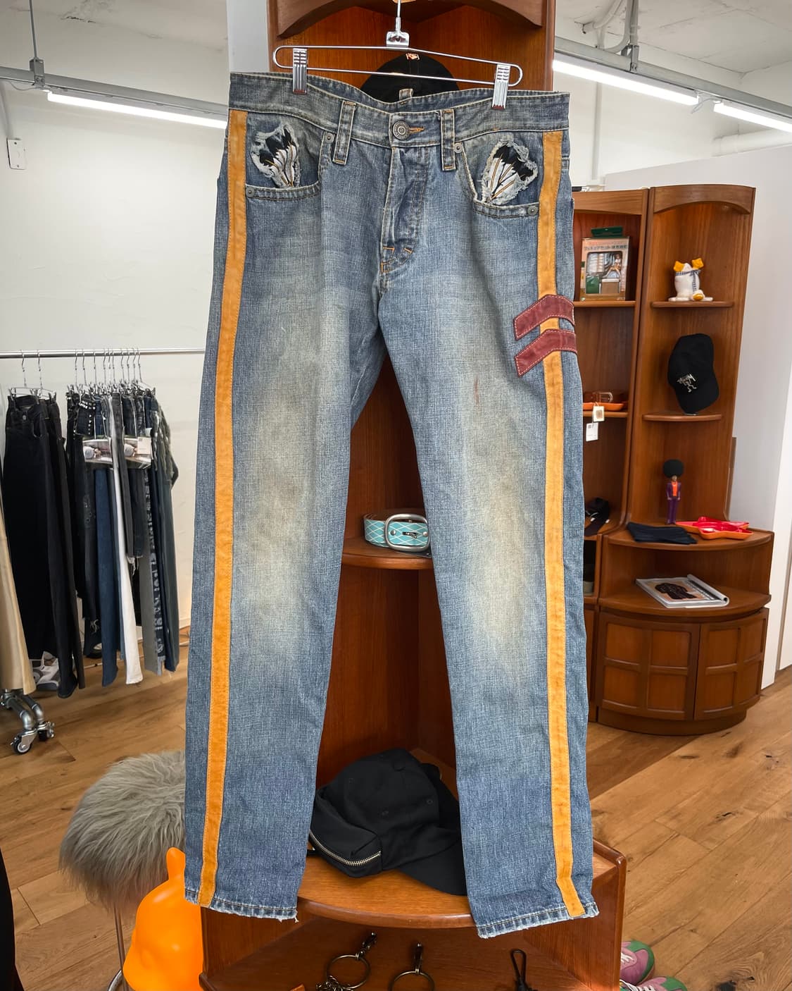 [48] 디스퀘어드 레더 사이드 라인 데님 팬츠 상품이미지5