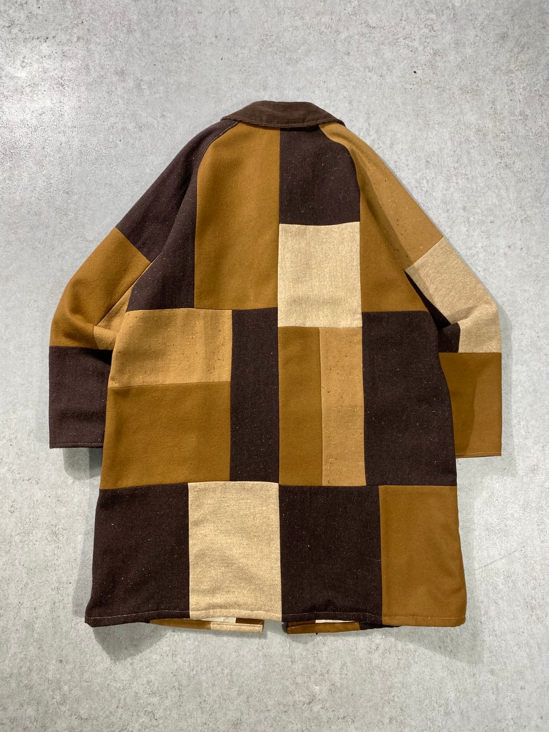 [L] KINOTT 키노트 브라운 패치워크 코트 상품이미지7