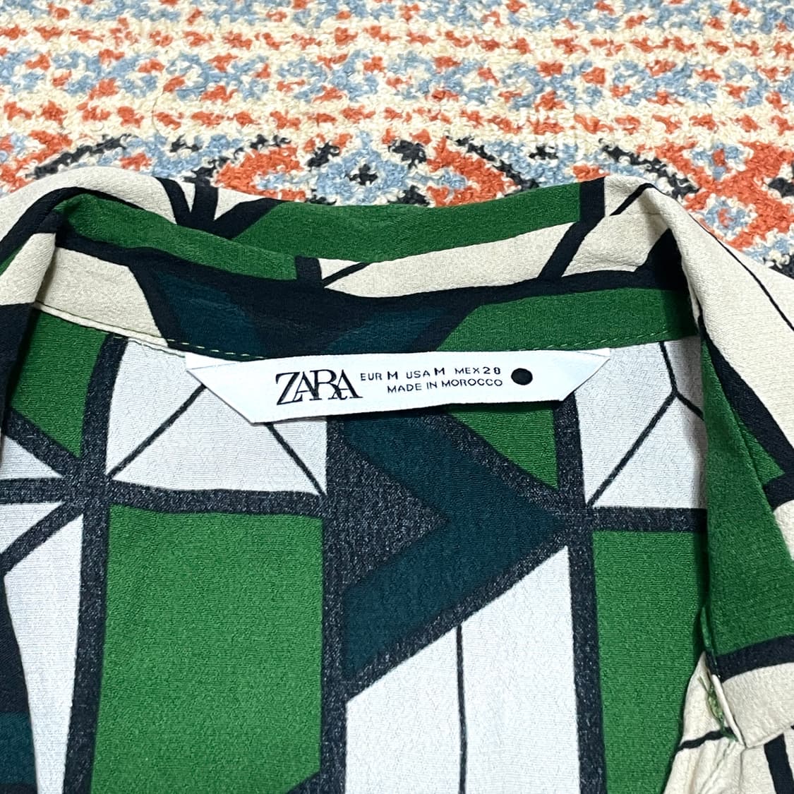 자라 그린 프린팅 블라우스 여성M 상품이미지4