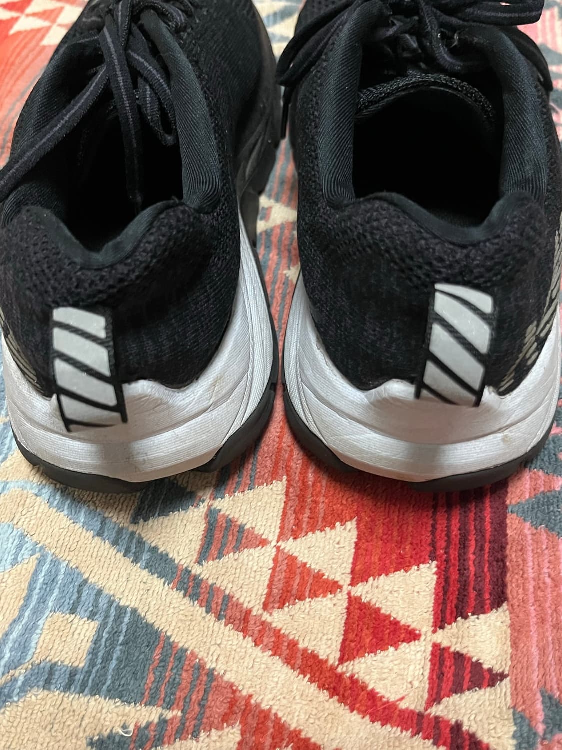 Hoka one one mach fly at night 상품이미지7