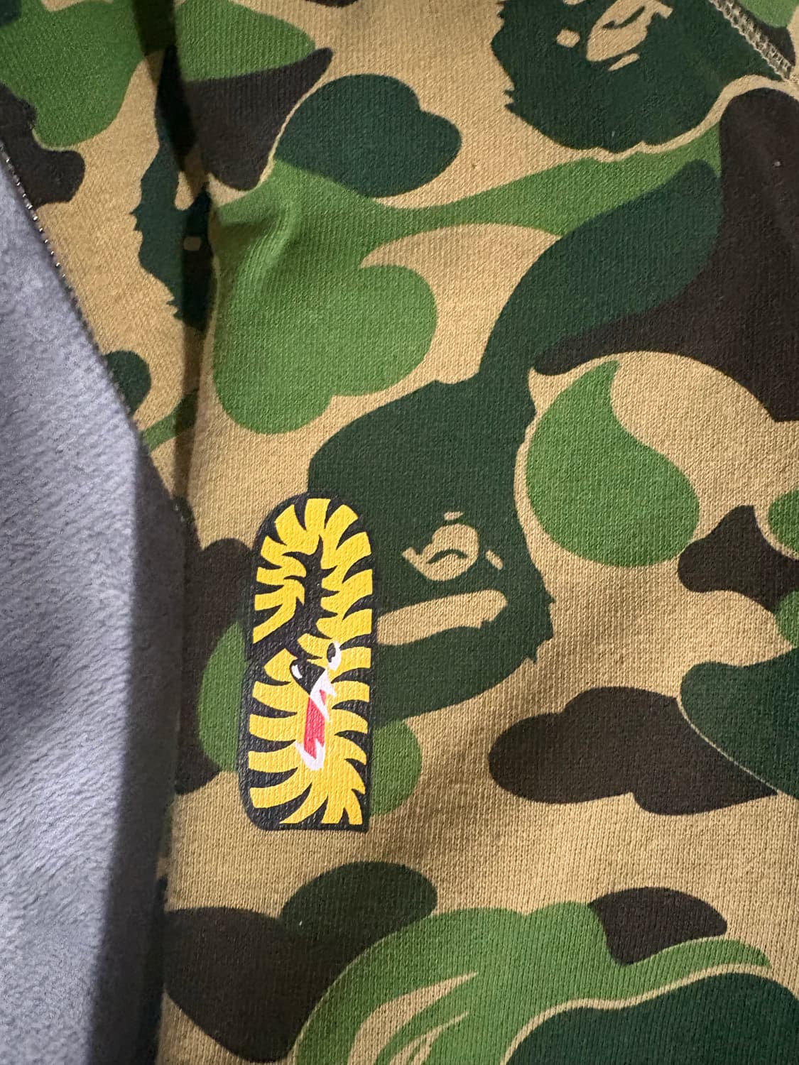 베이프 PONR 샤크후드집업 상품이미지3