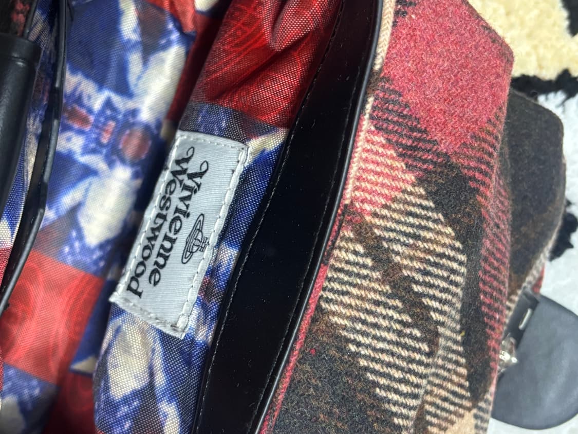 비비안웨스트우드x헤리스트위드 헤이즐 트레저 핸드백   상품이미지5