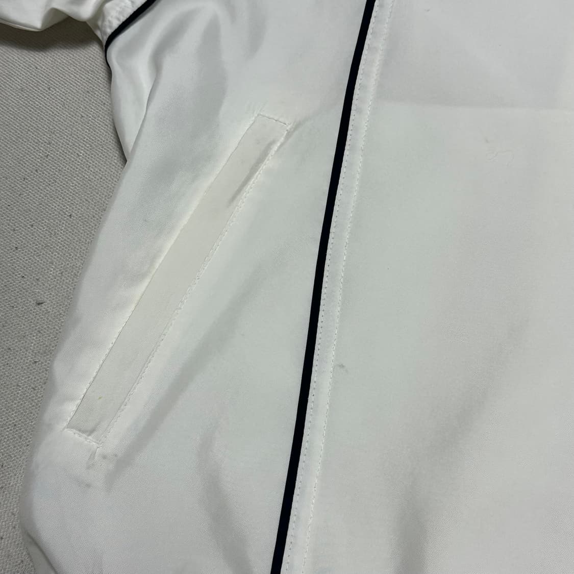 95 아디다스 첼시 화이트 블랙 파이핑 바람막이 상품이미지7