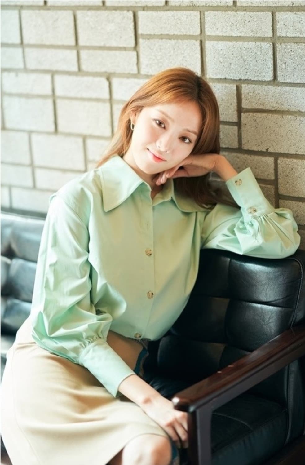 앤더슨벨 여성셔츠 이성경셔츠 상품이미지1