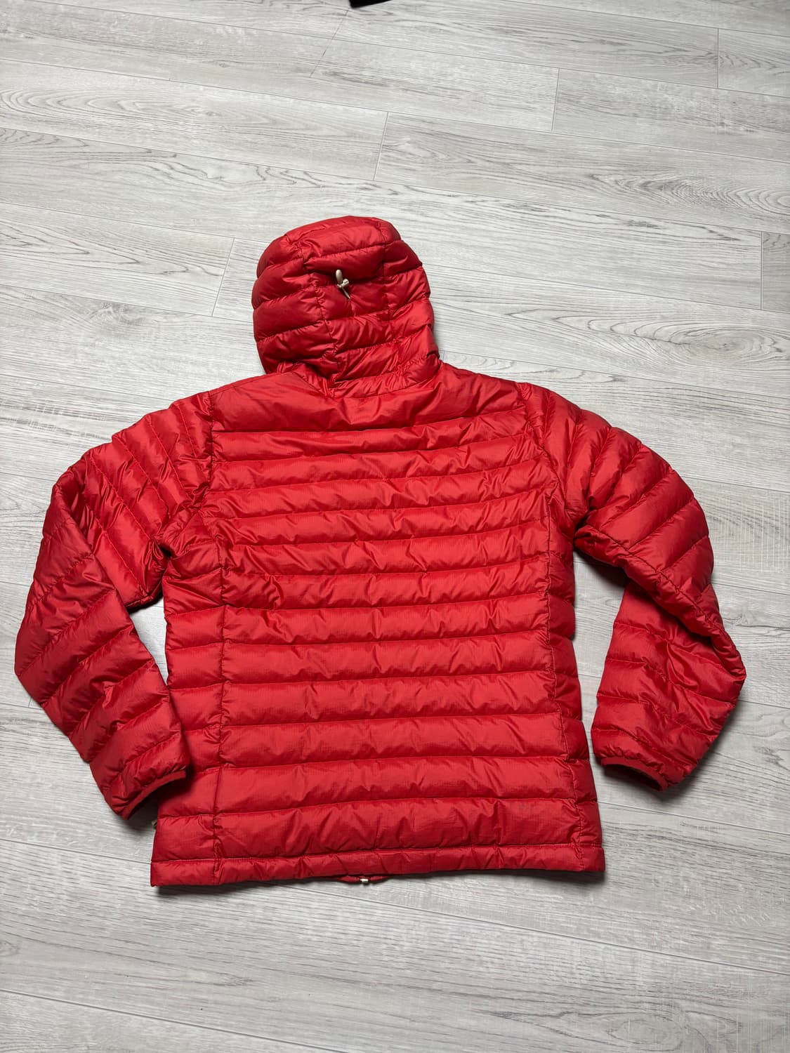 [M/하자,오염] 파타고니아 경량 패딩  상품이미지2