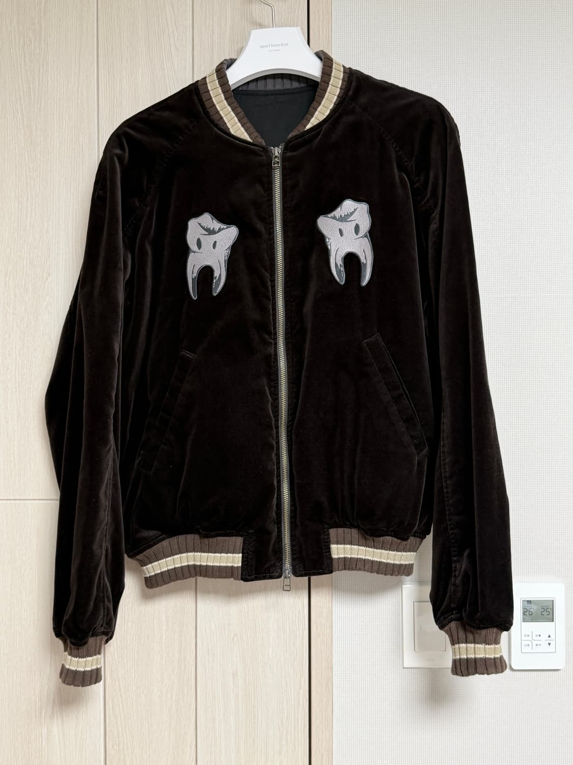 타이핑미스테이크 이얼즈어고 리버시블 수베니어 자켓 L 상품이미지1