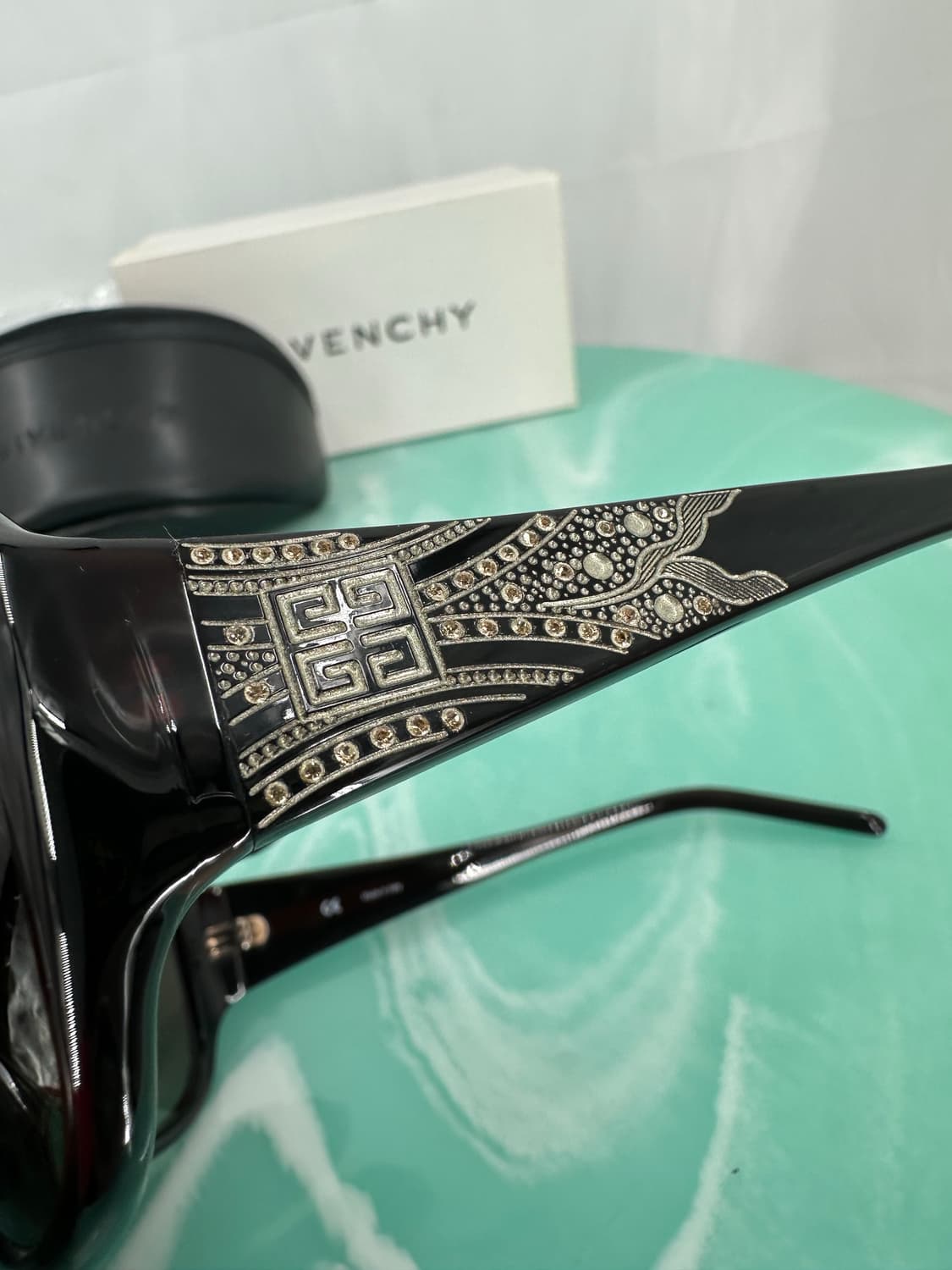 [새상품 무료배송] 지방시 Made in Italy 선글라스 상품이미지3