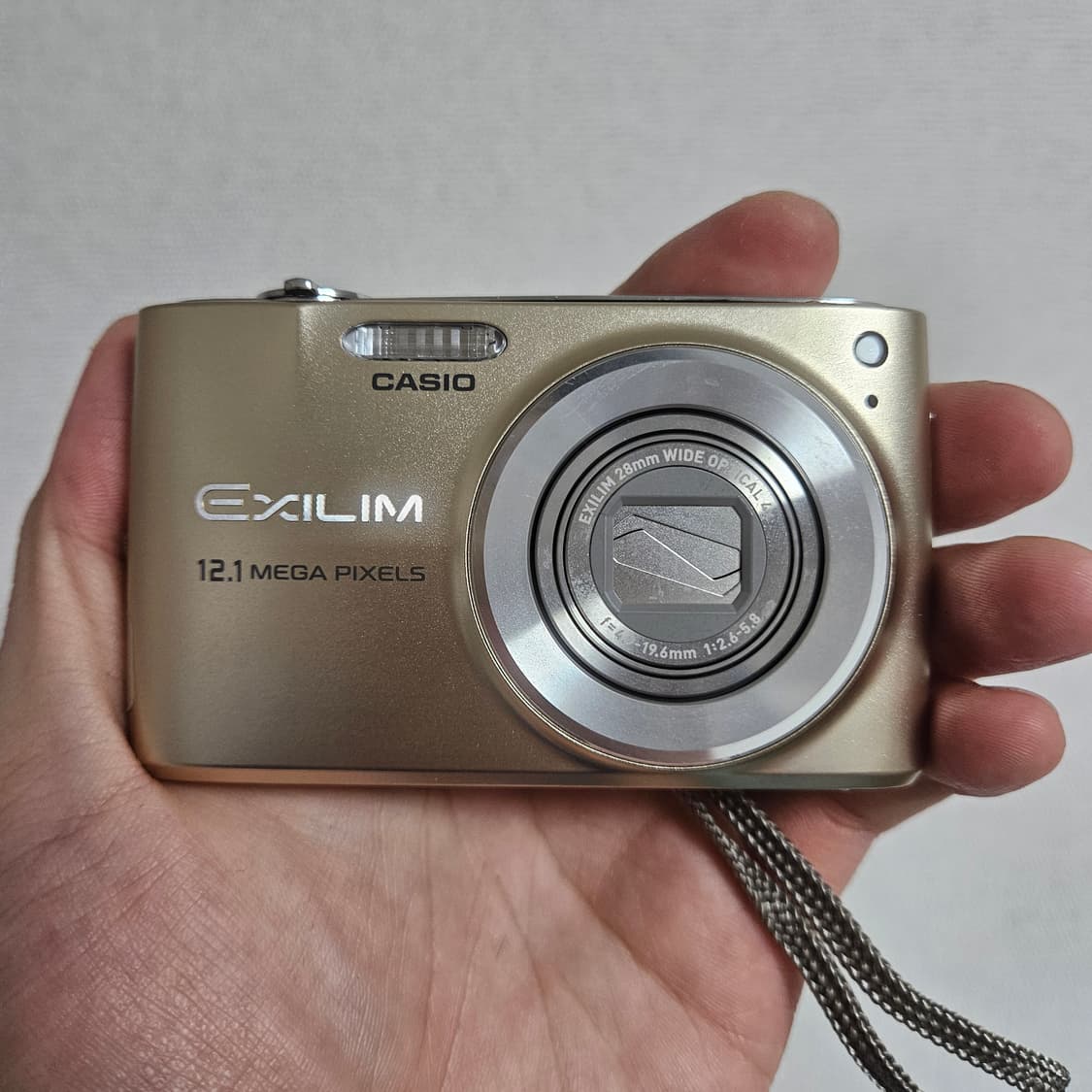 [태연 방지민 디카] 카시오 엑슬림 EX-Z400 골드 빈티지 디카 상품이미지1