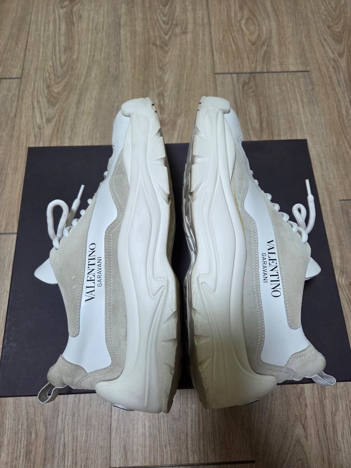 발렌티노 검보이 스니커즈 상품이미지5