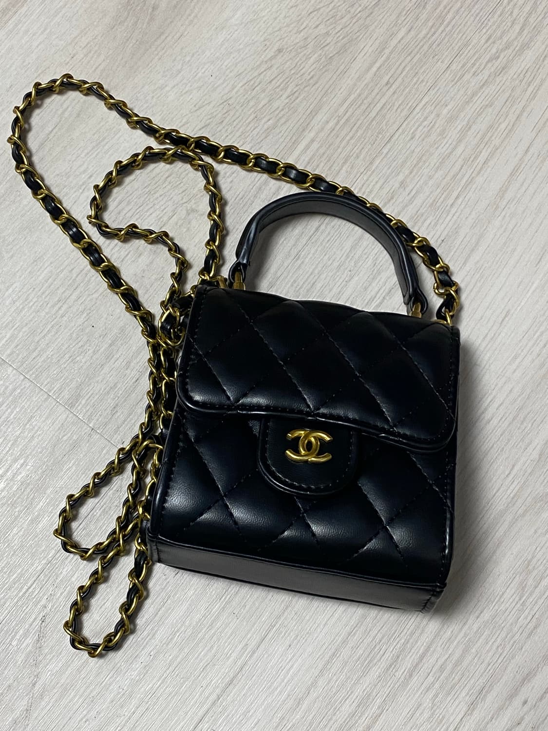 샤넬 메이크업 기프트백 미니 크로스백 상품이미지4