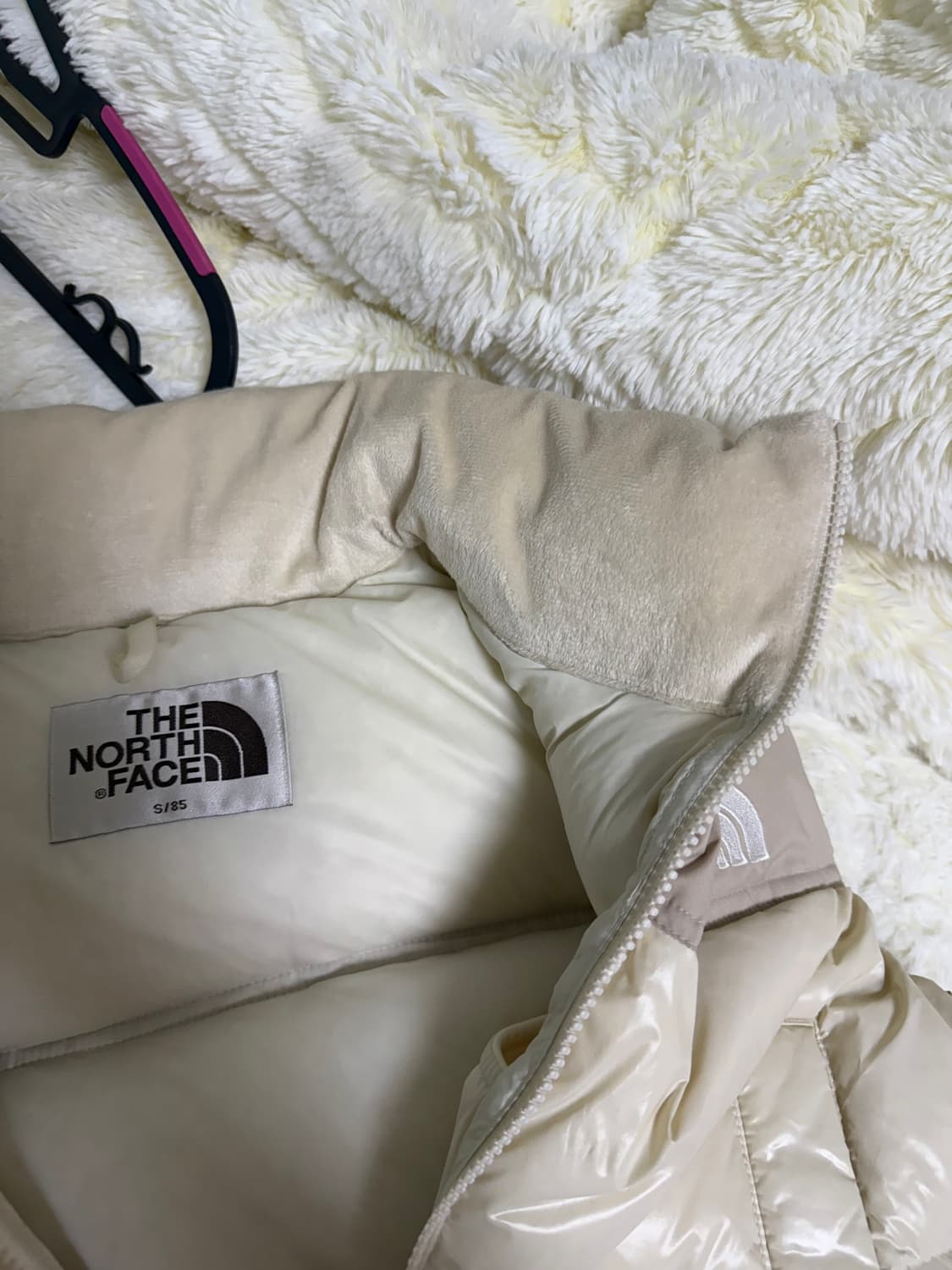 노스페이스 화이트 라벨 노벨티 눕시 다운 베스트 크림 (NV1DP80J) 상품이미지5