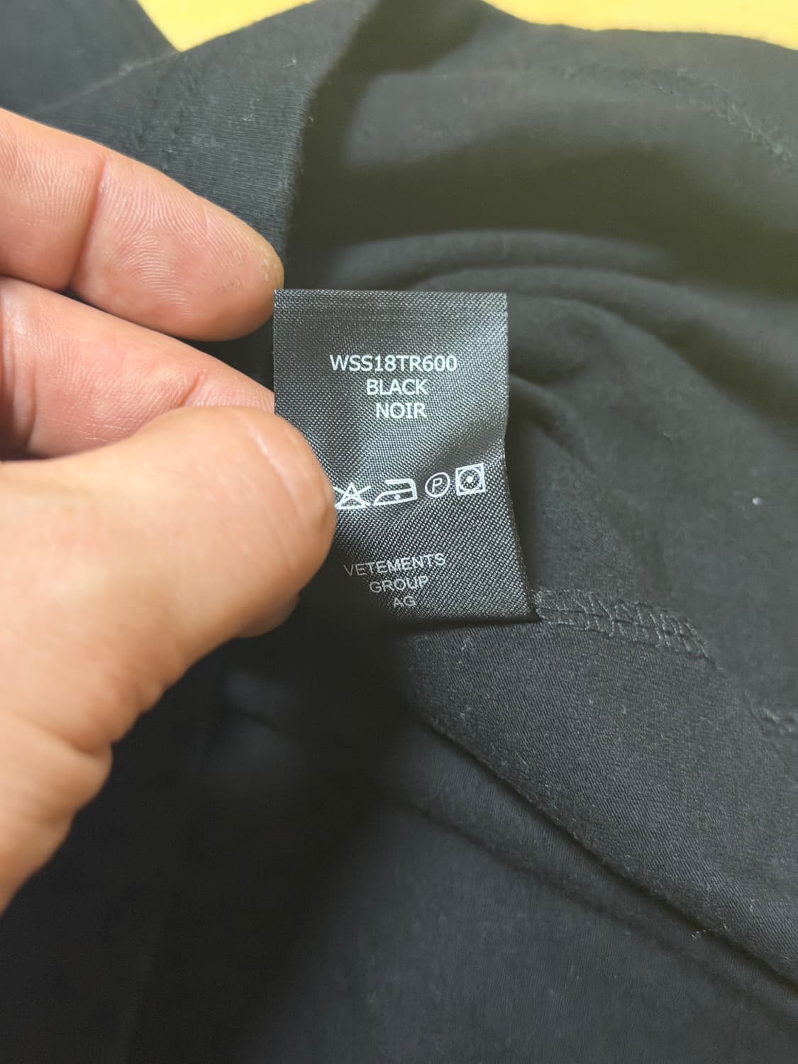 베트멍 Vetements 백프린트 반팔티셔츠 100 L 상품이미지2