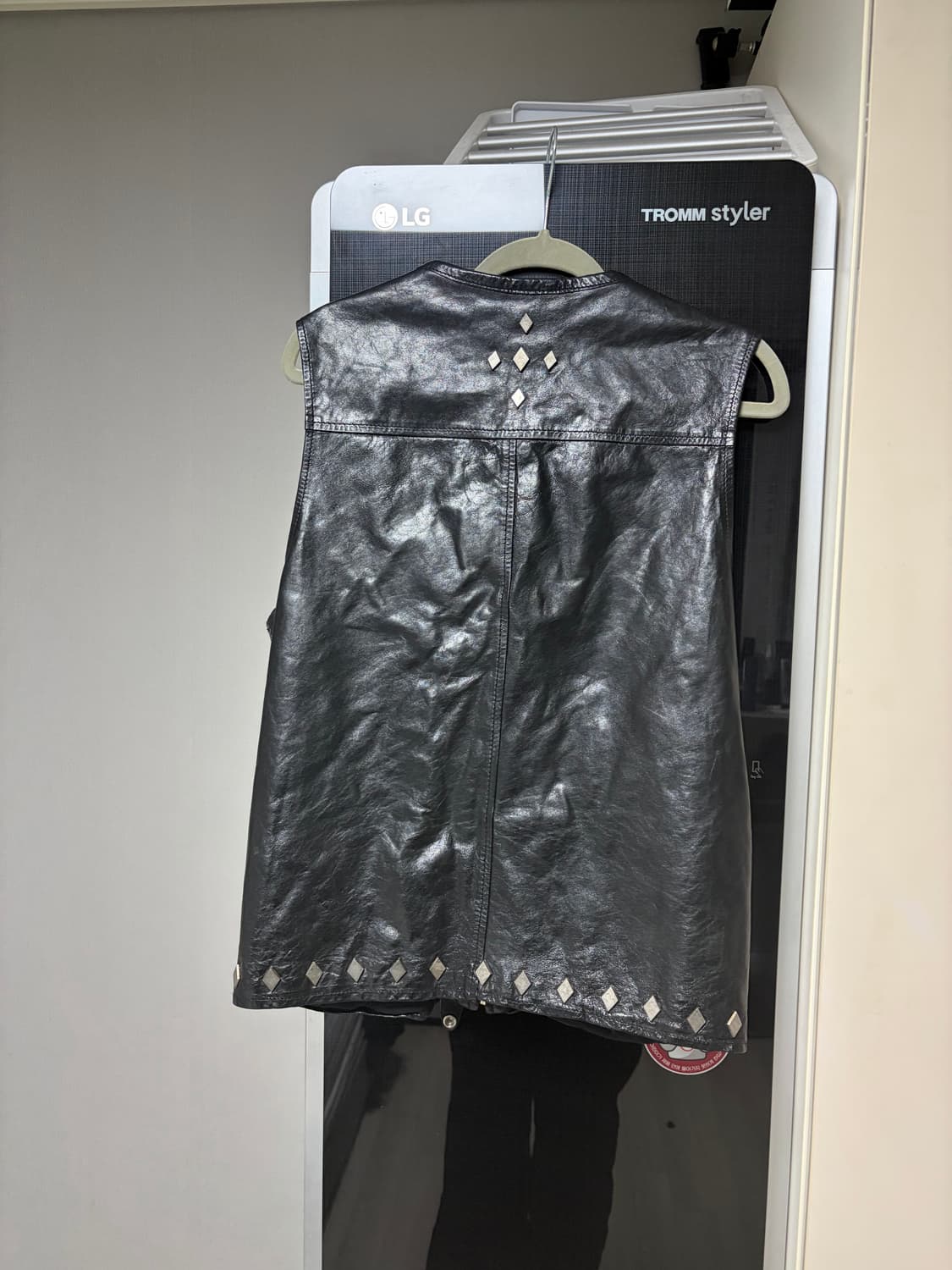 골든구스 카프스킨 레더 스터드 베스트 블랙 size xs 상품이미지5