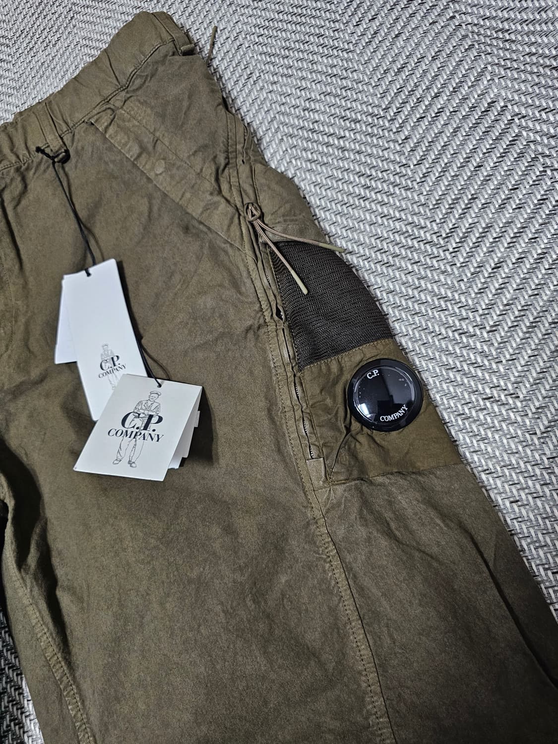 CP컴퍼니 BA-TIC LOOSE UTILITY PANTS (새상품) 상품이미지4