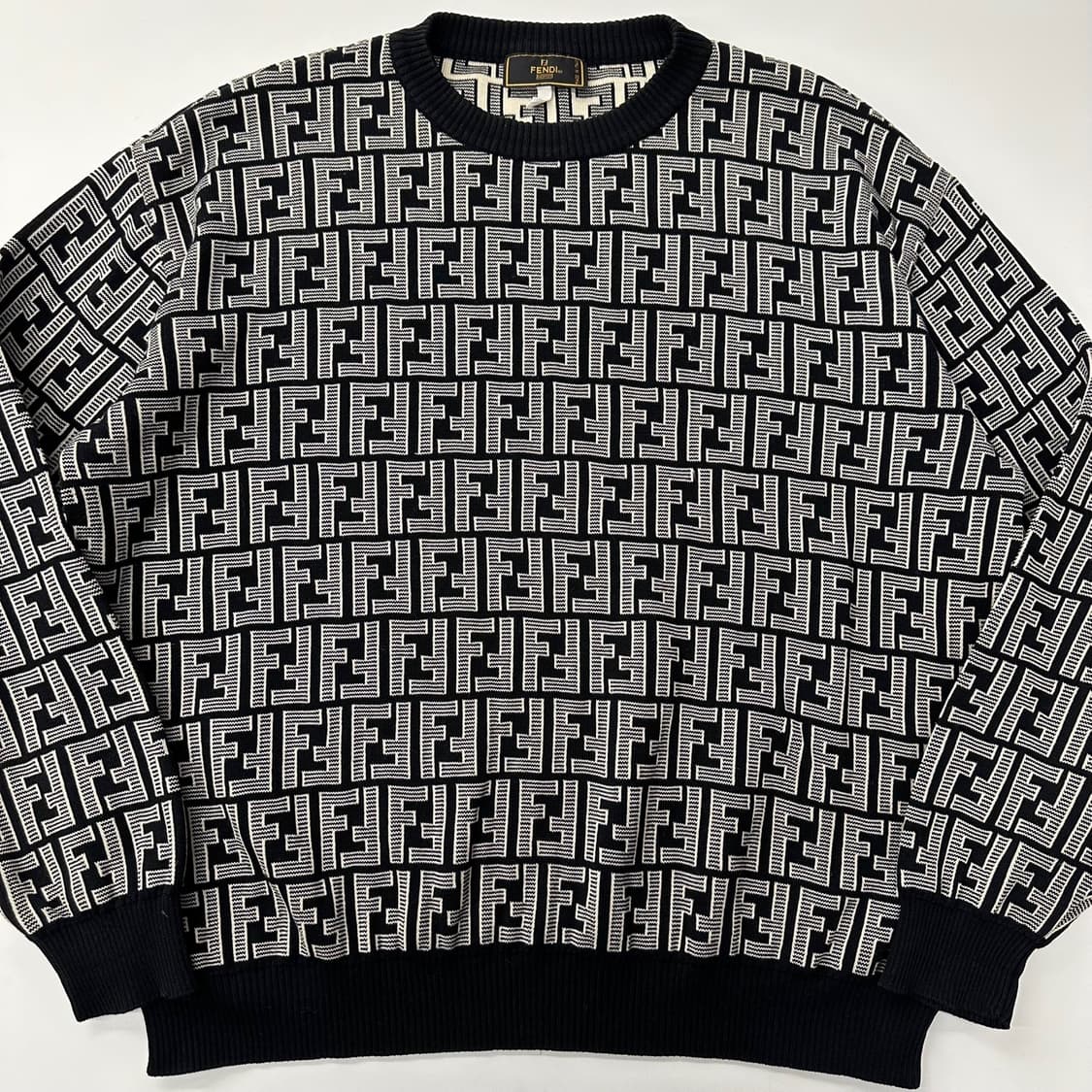 펜디 90’s 모노그램 FF 인타르시아 주카 니트 상품이미지2