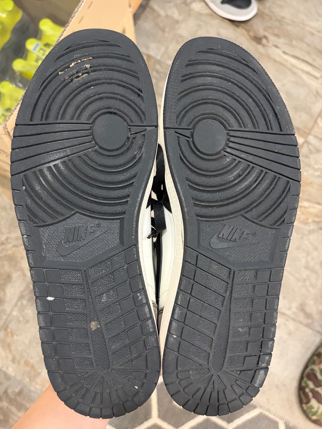 조던1 하이 290 다크모카 판매 상품이미지5