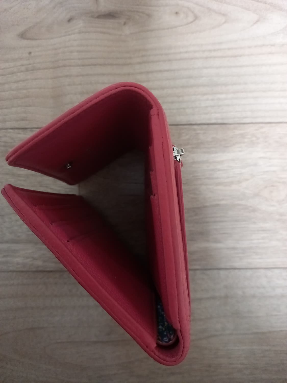 샤넬 럭키 크로바 반지갑 상품이미지9