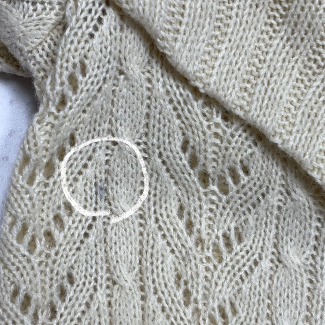 리즈리사 코리락쿠마깔 오프숄더니트 상품이미지4