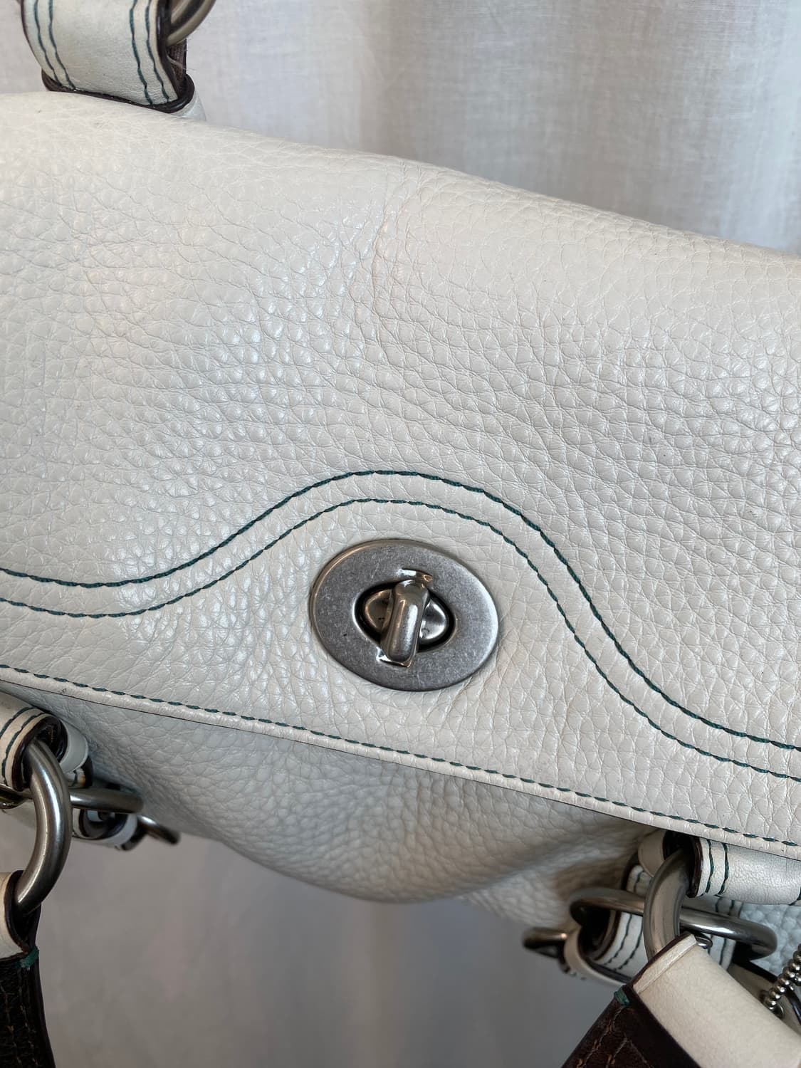 COACH 화이트 토트백 상품이미지6