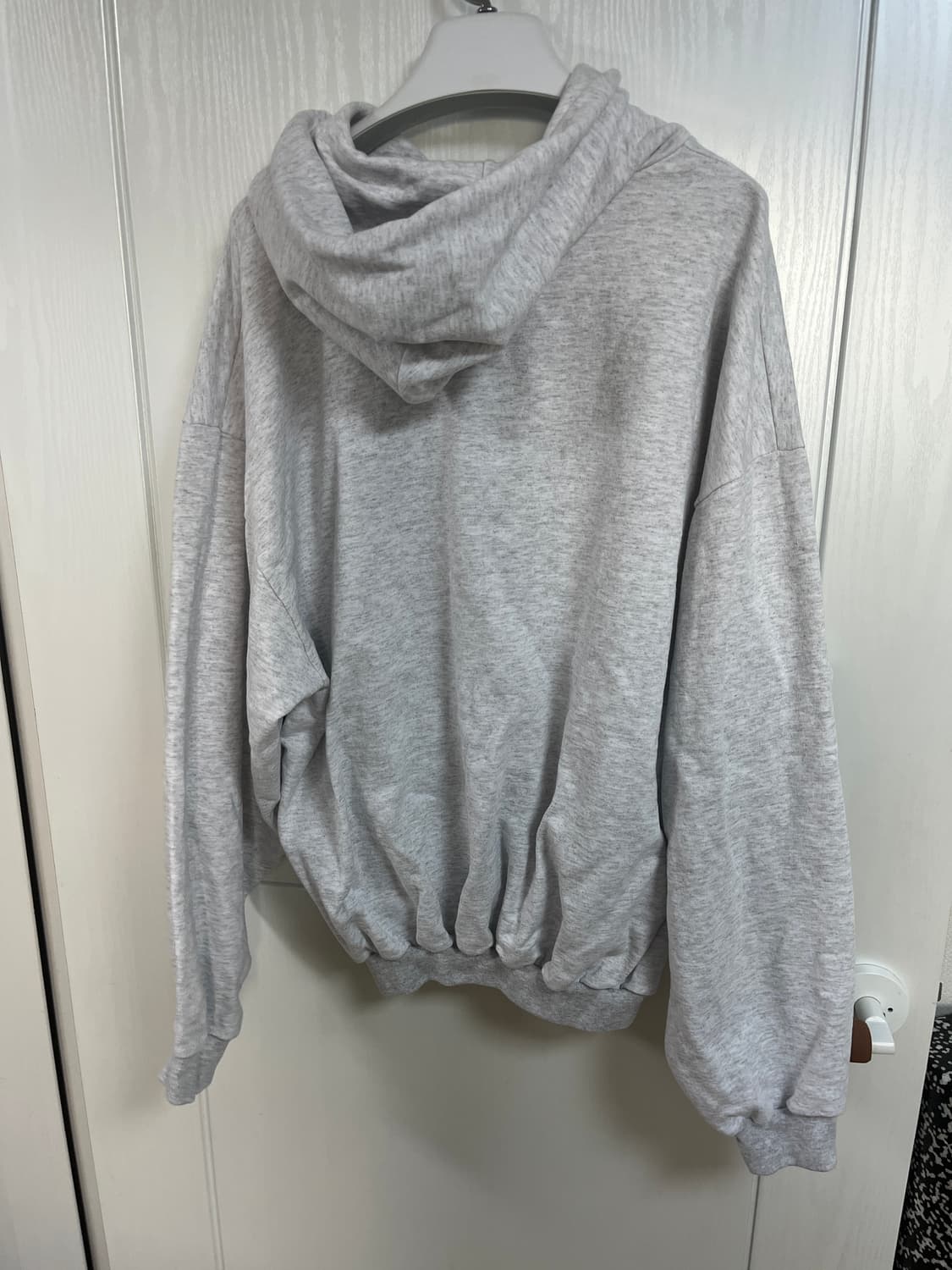 이지 x 고샤 루브친스키 칸예 후드티셔츠 100~105 상품이미지6