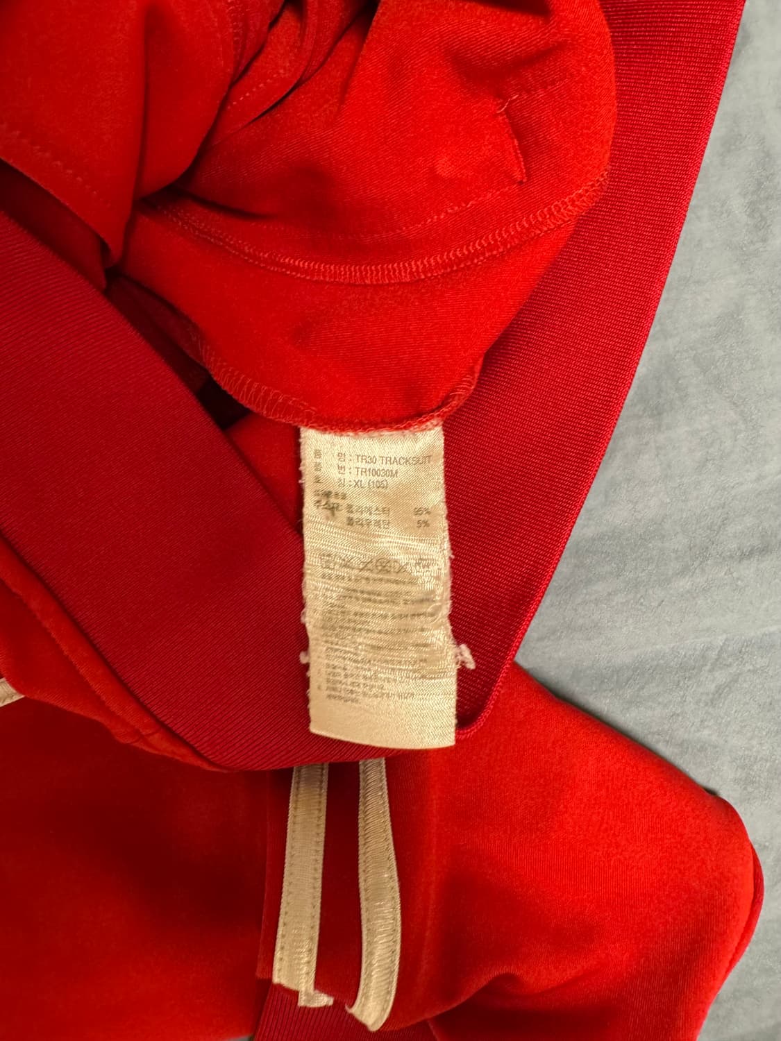 아디다스 빨강 트랙탑 상품이미지3