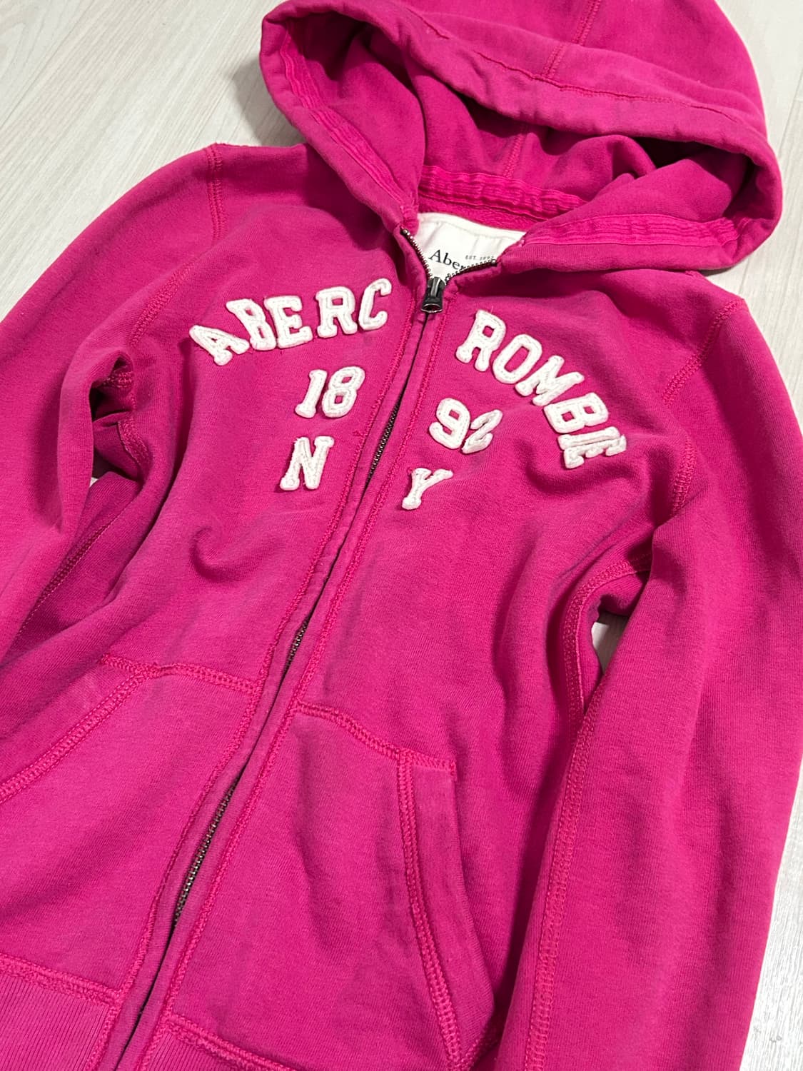 💗 아베크롬비 y2k 핑크 아치로고 딱붙핏 후드집업 💗 상품이미지2