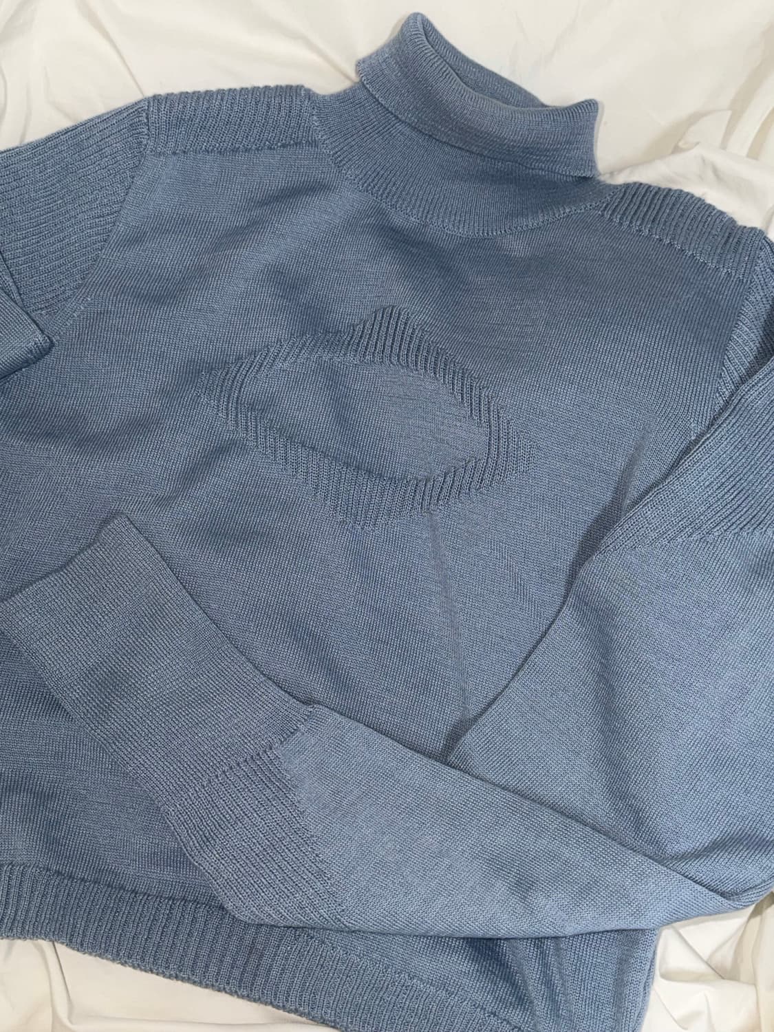 미스치프 터틀 넥 니트 탑 소라 상품이미지1