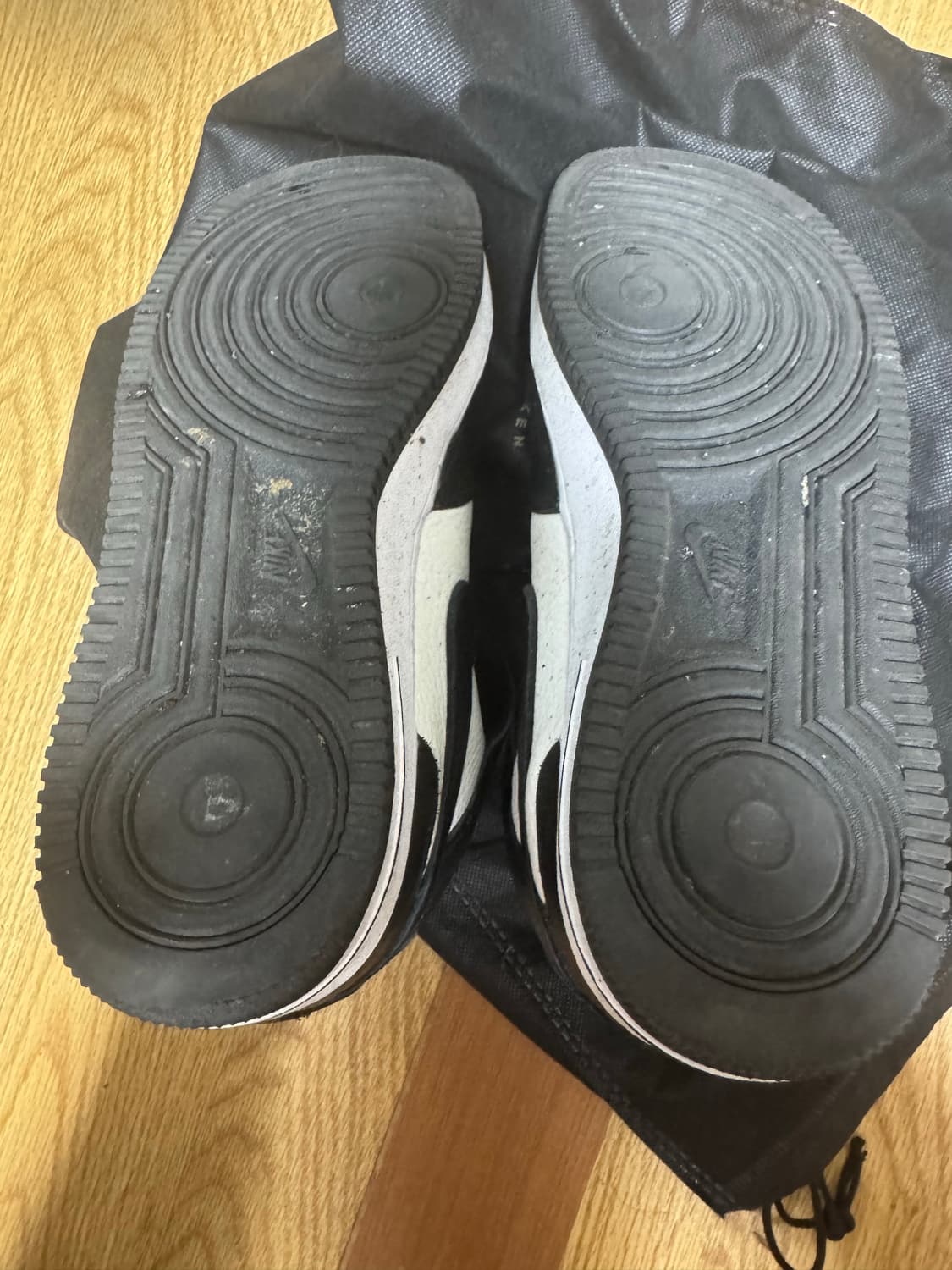 [270]나이키x스투시 포스미드 블랙화이트 상품이미지4