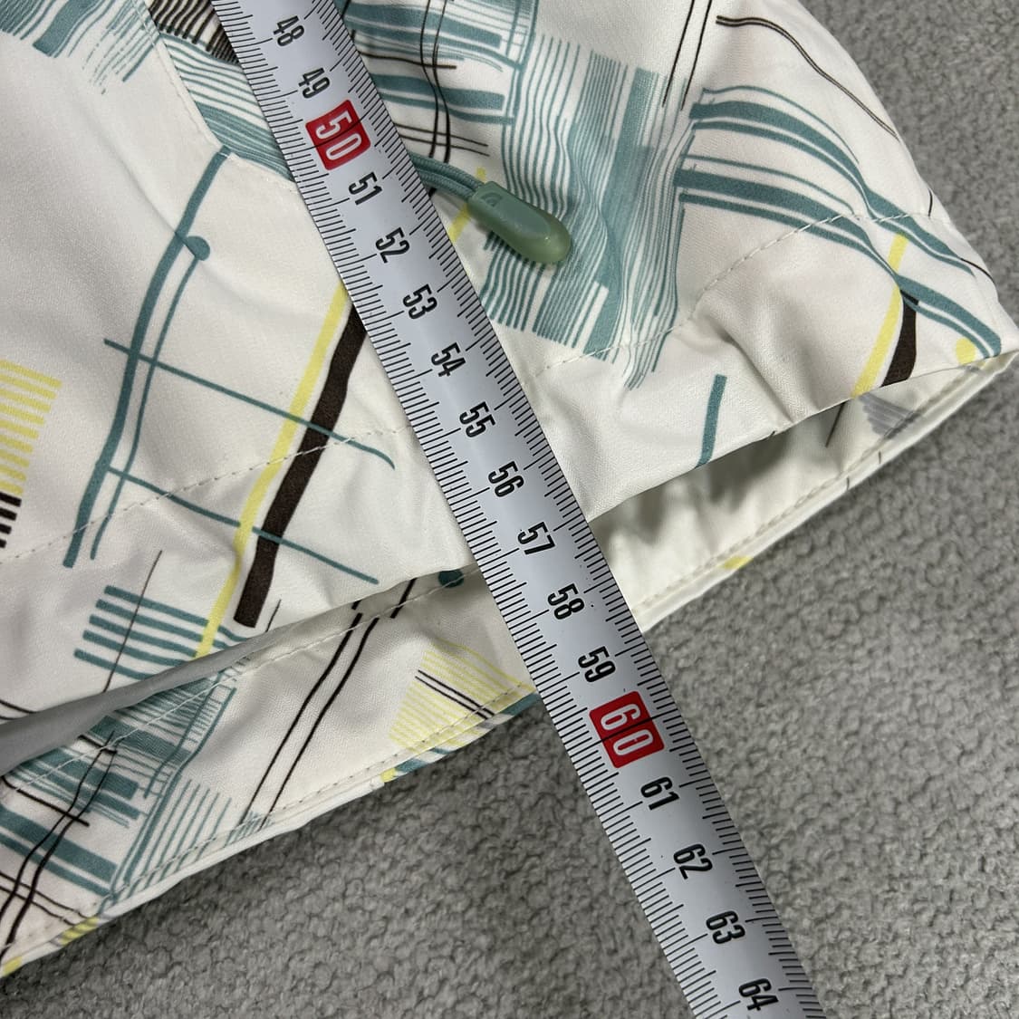 노스페이스 화이트 패턴 방수 자켓 XS 상품이미지5