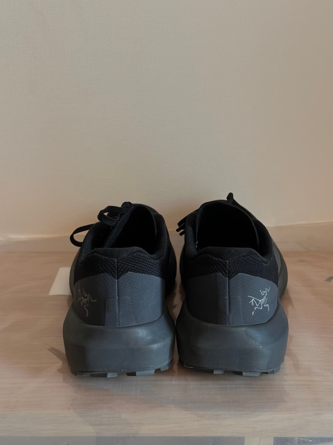 아크테릭스 노반 LD4 우먼 클라우드 블랙 상품이미지5