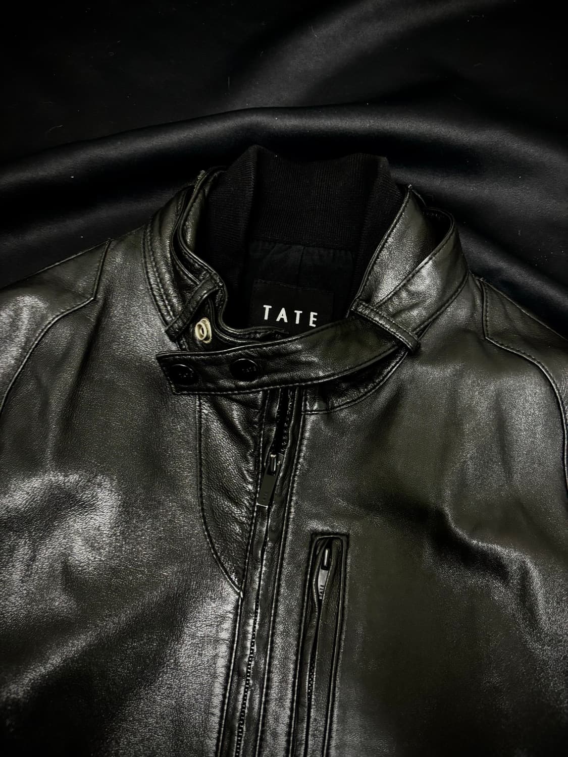 [Leather]Tate Neck Button Leather Chic J 상품이미지3