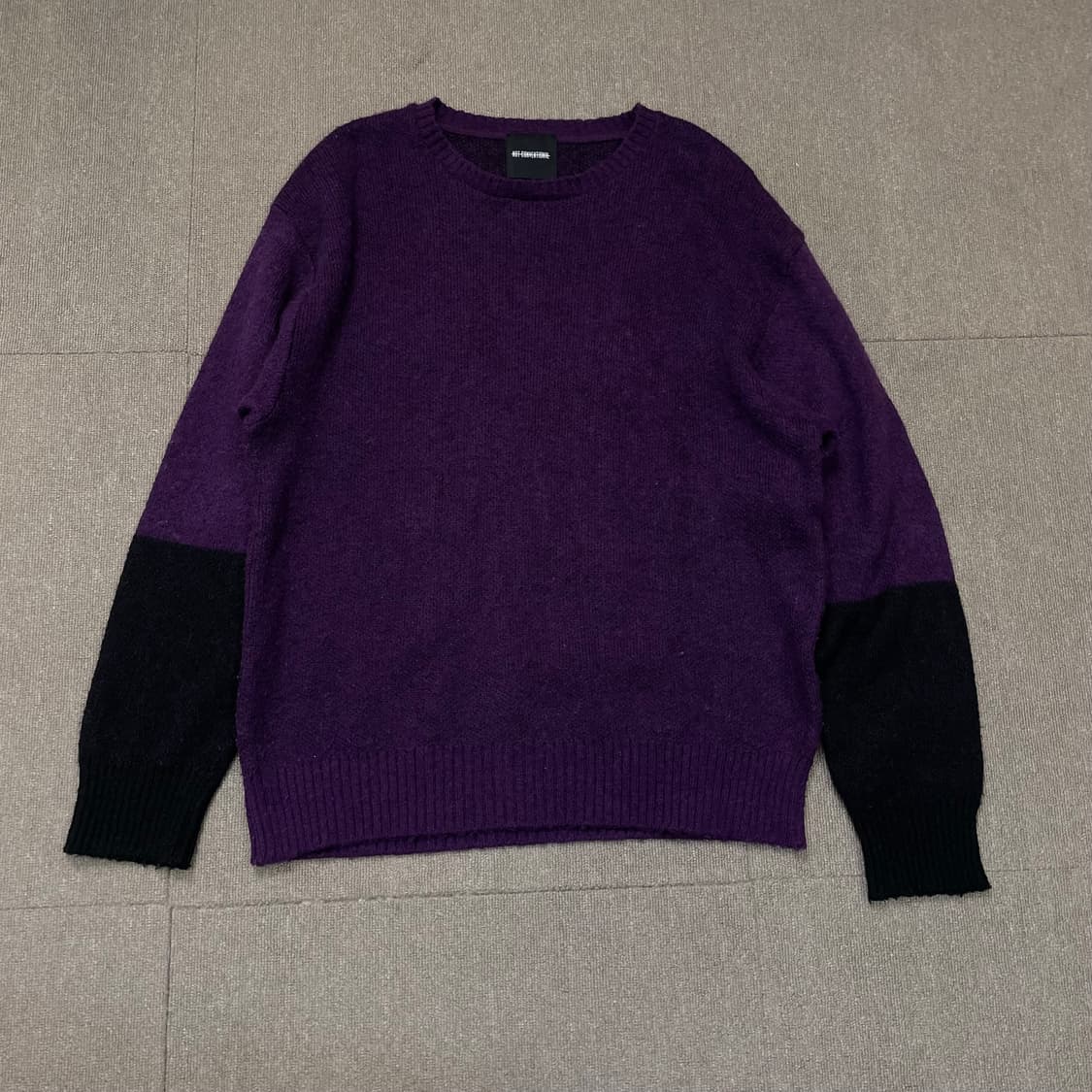 NOT CONVENTIONAL japan 배색 니트 상품이미지1