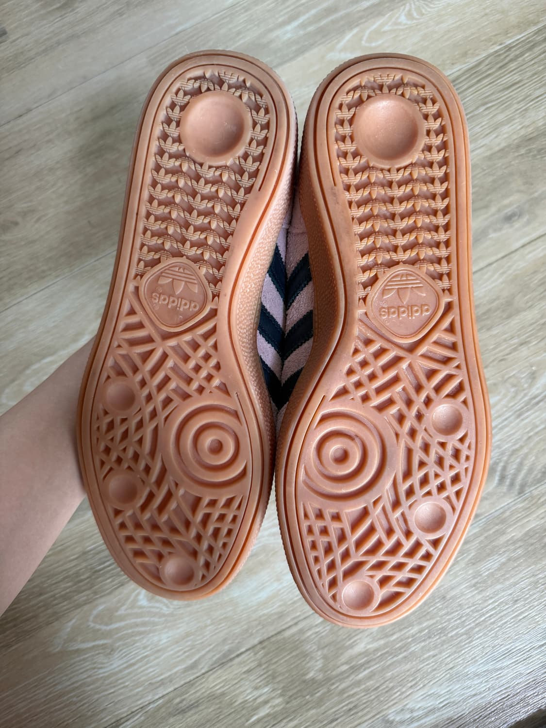 아디다스 스페지알 핸드볼 클리어핑크 상품이미지2