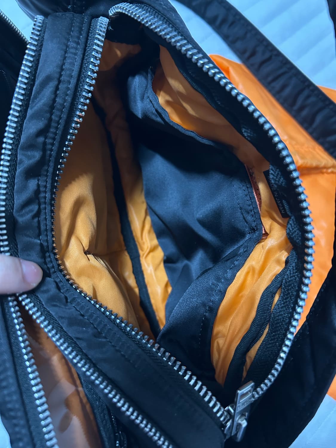 포터 탱커 숄더백 스몰 블랙 상품이미지6