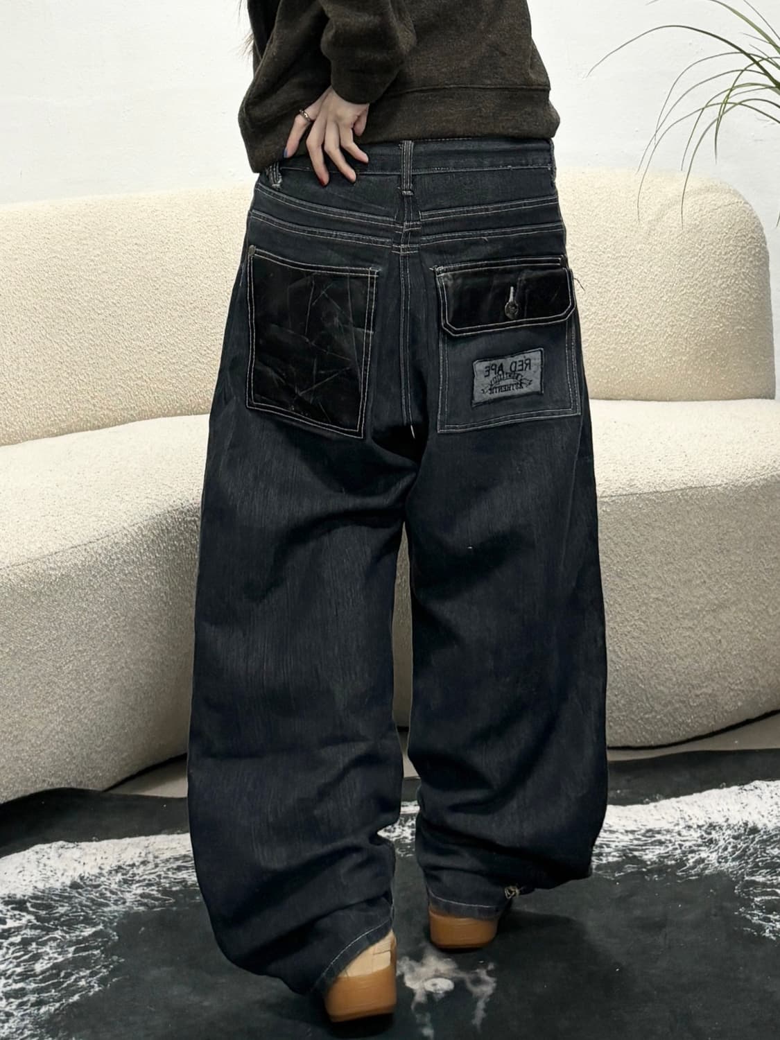 90s RED APE 다크 유틸리티 지퍼 포켓 초와이드 데님 팬츠 상품이미지3