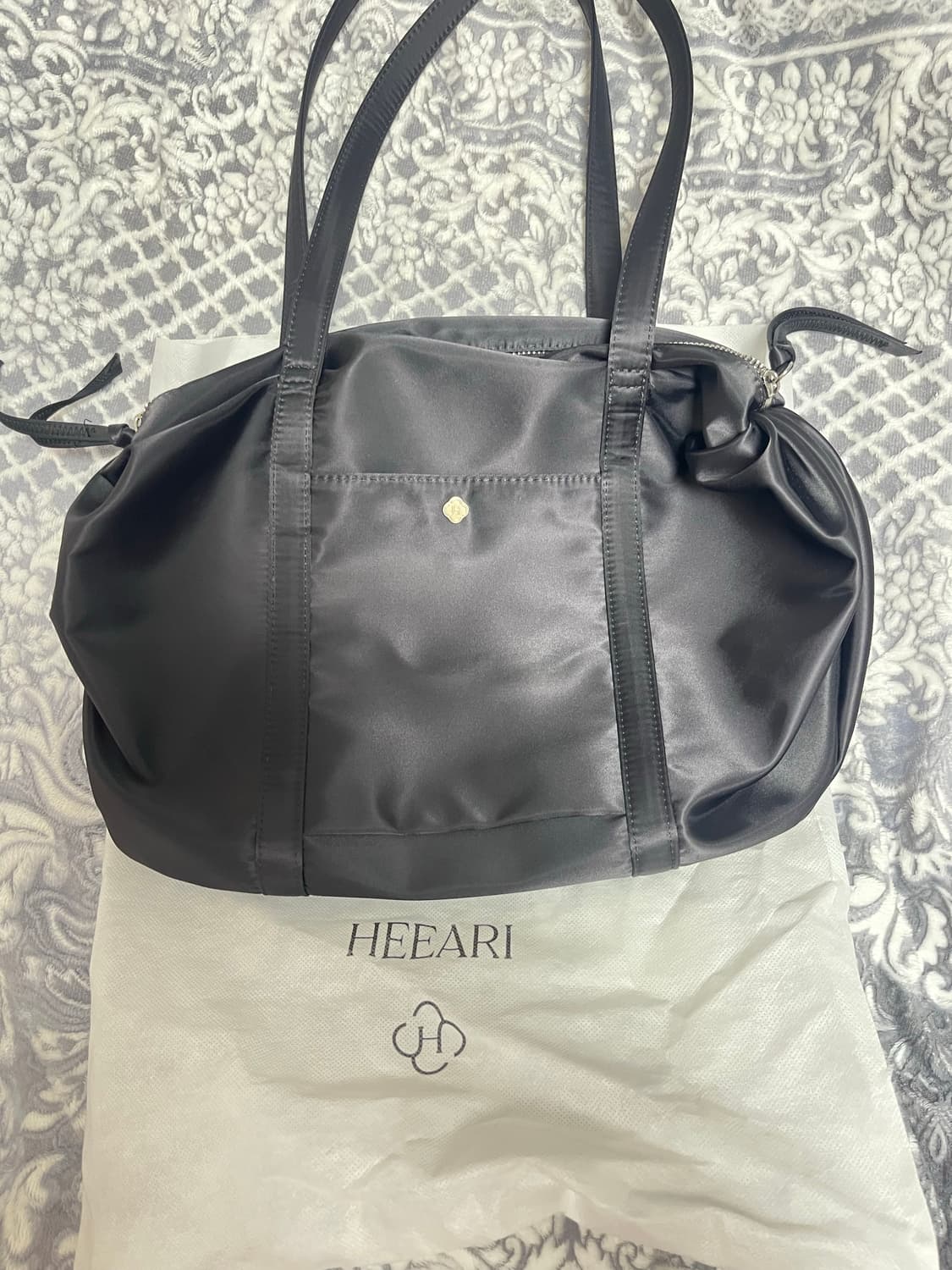 히어리 셔링 더플백 블랙 상품이미지2