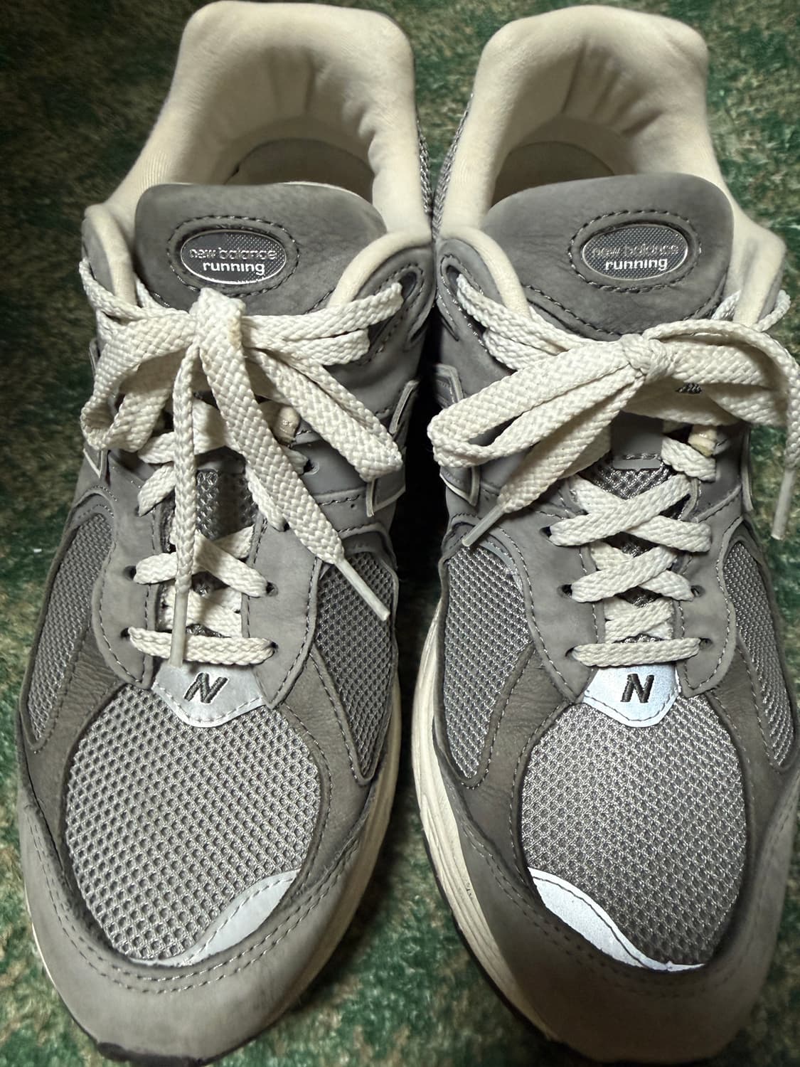 뉴발란스 2002r 프리미엄 빈티지 상품이미지1