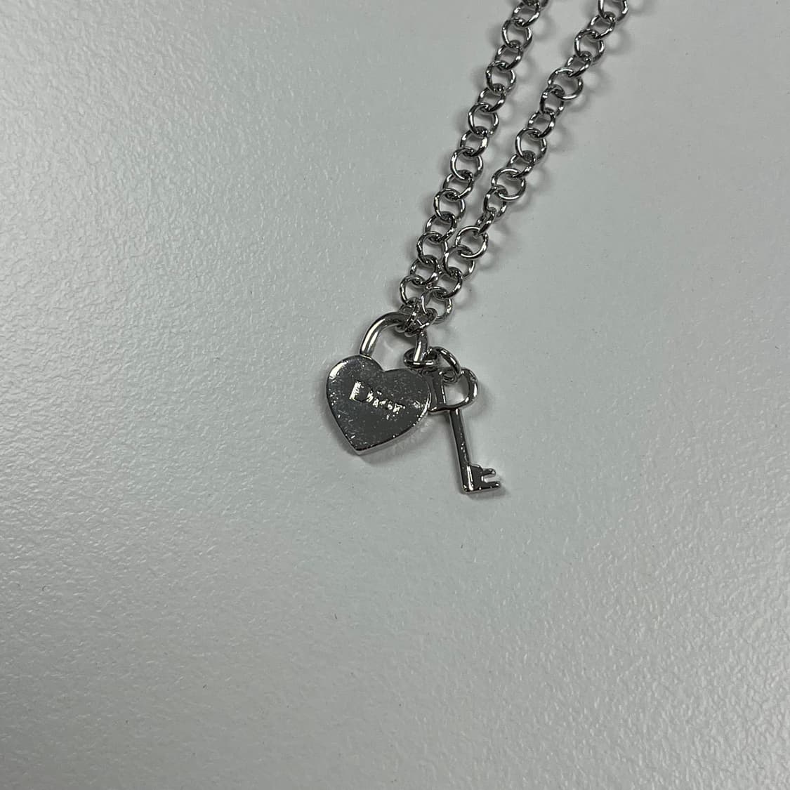 디올 하트 태그키 목걸이 상품이미지9