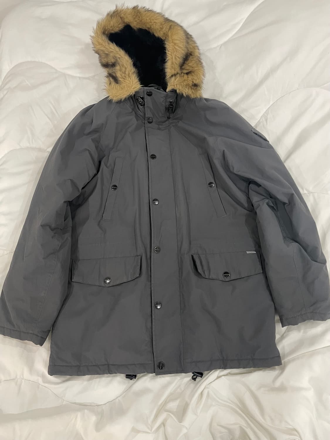 칼하트 앵커리지 그레이 남자 패딩 상품이미지1